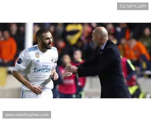 意媒称埃弗顿报价三千万欧求购道格拉斯路易斯尤文坚持四千万要价